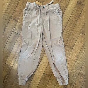 Tommy Bahama Boys size 4/5 Jogger Style Khaki